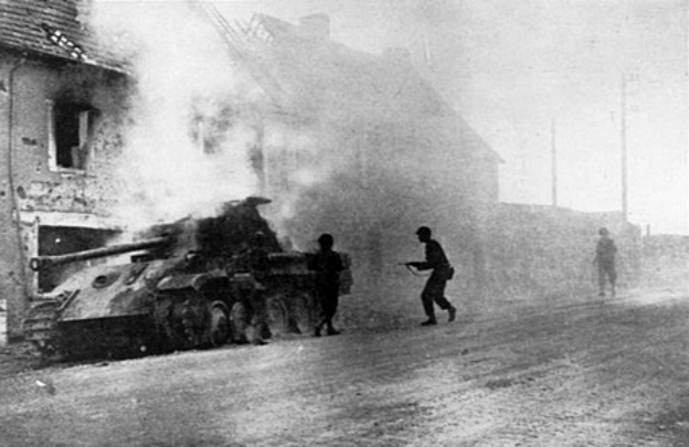 Periers_1944.jpg
