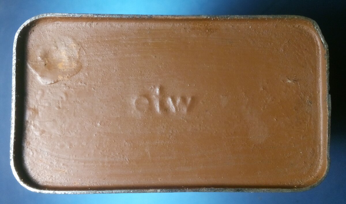 Канистра малая, дно.jpg