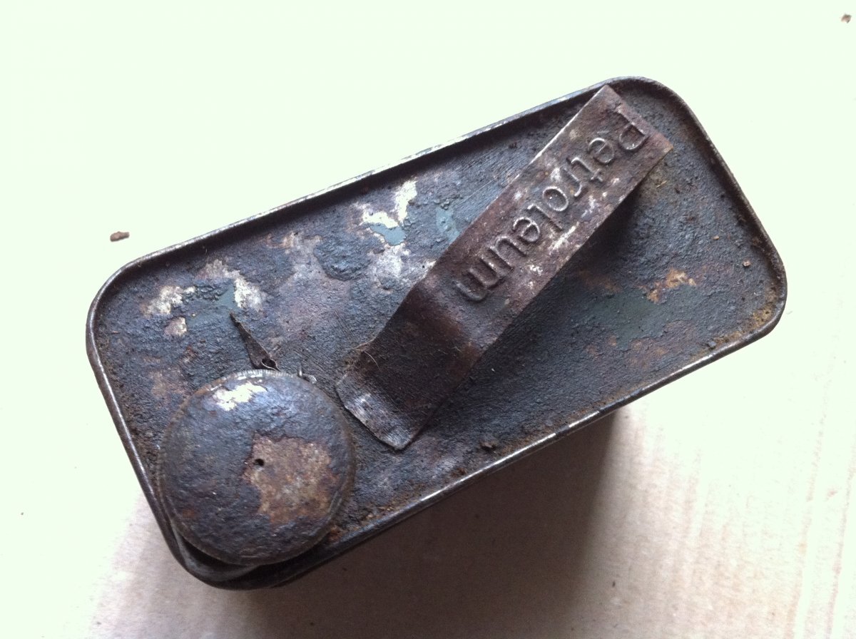 Канистра MG Petroleum для бензина.JPG