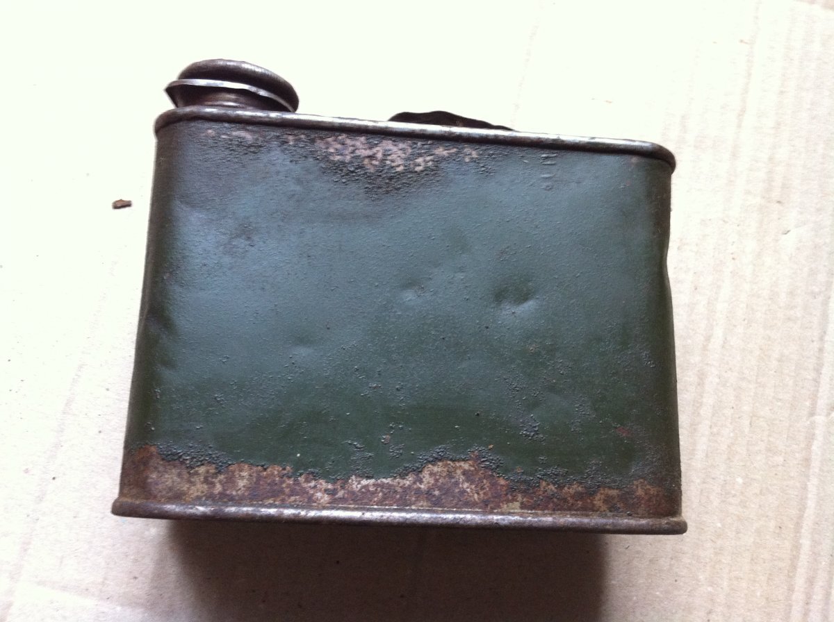 Канистра MG Petroleum для бензина 2.JPG