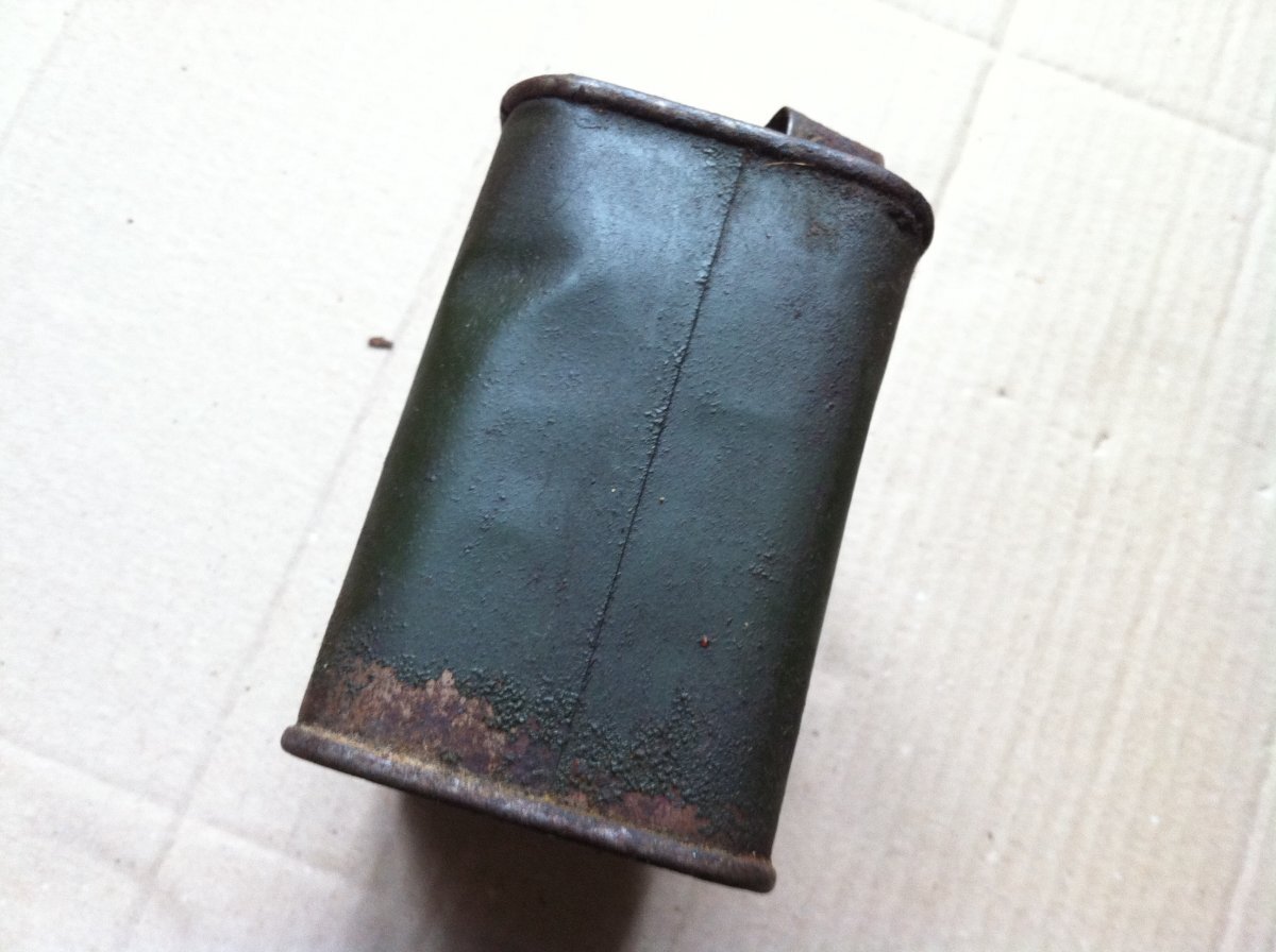 Канистра MG Petroleum для бензина 3.JPG