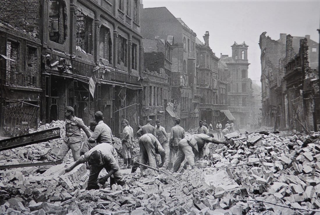 Гамбург после бомбардировки 1945