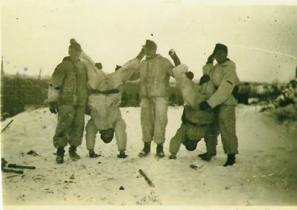 126idF2UuOG.jpg