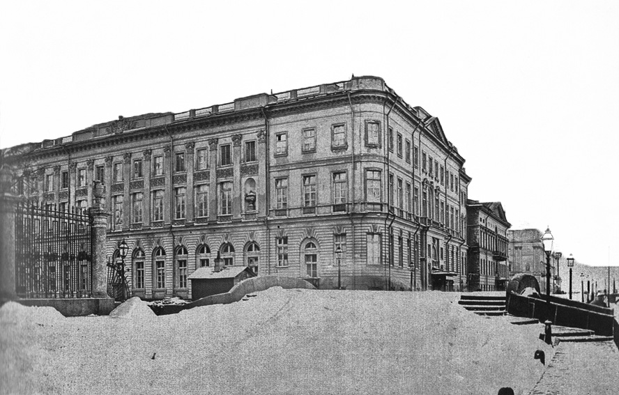 27 Дворец графа Ольденбургского (2).jpg