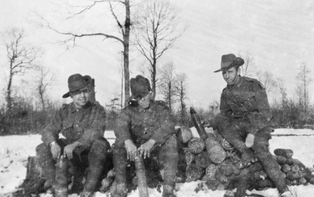 Aussies_in_Russia_(AWM_A04697).jpg