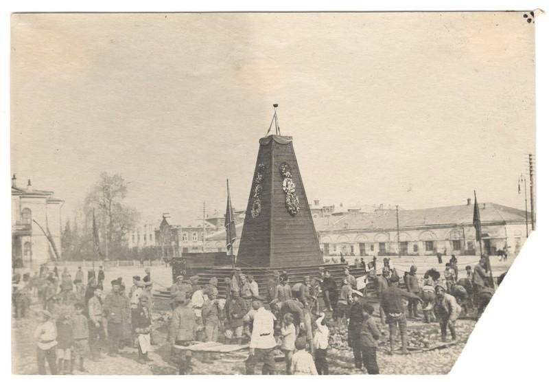 4384131.jpg