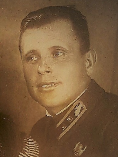 4KSQfEeN6_k.jpg