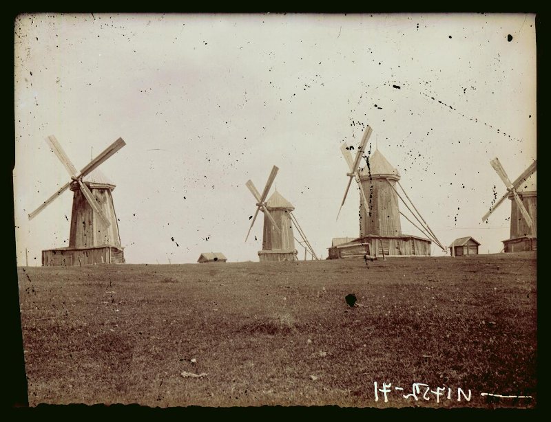1242511874.jpg