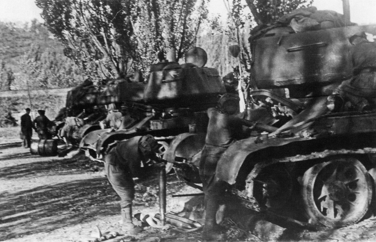 QaEW_IpDeNU.jpg