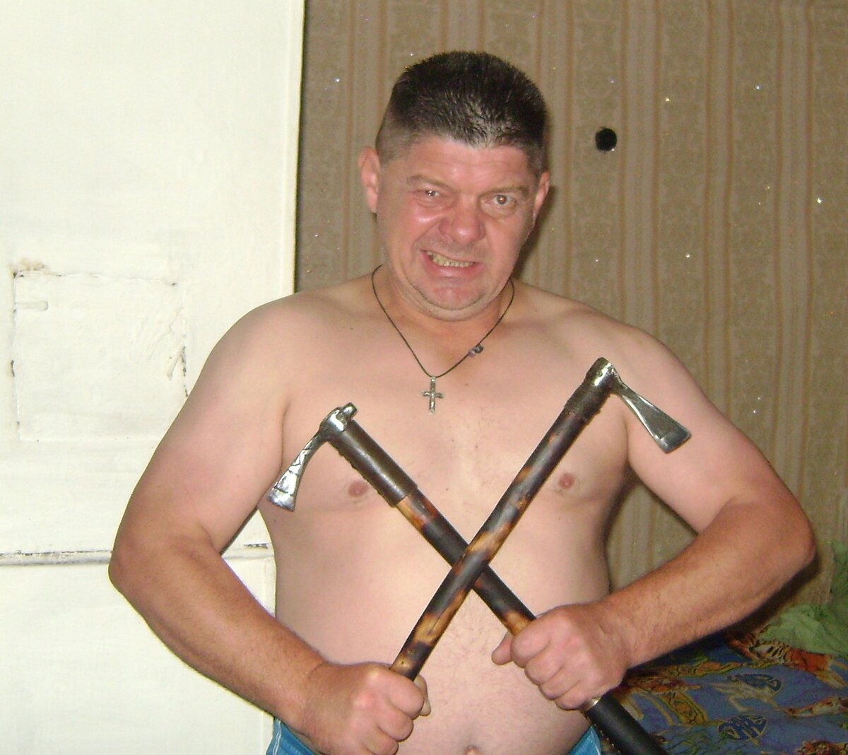 uH13lavldgs.jpg