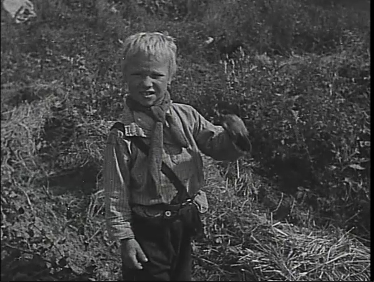 1943-4.jpg