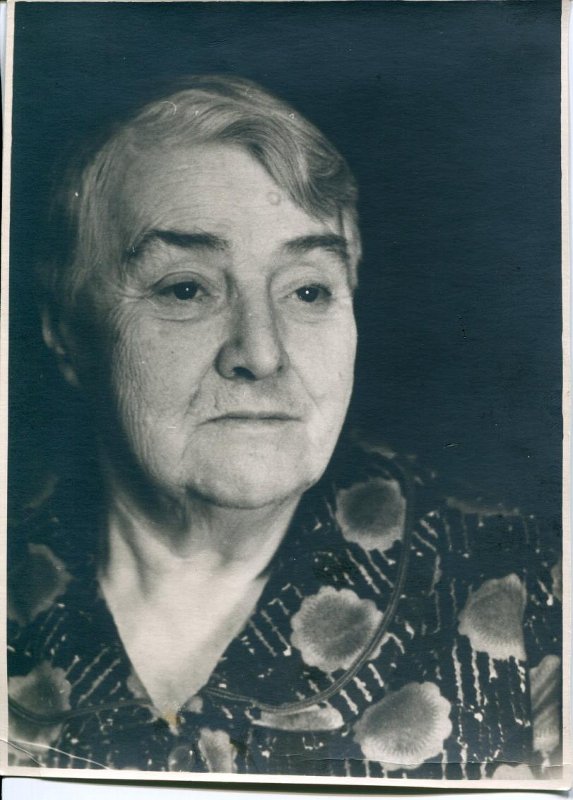 3723104.jpg
