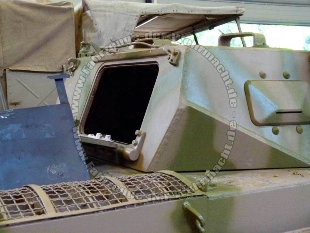 PzKpfw_2_L_Sa_12-1.jpg