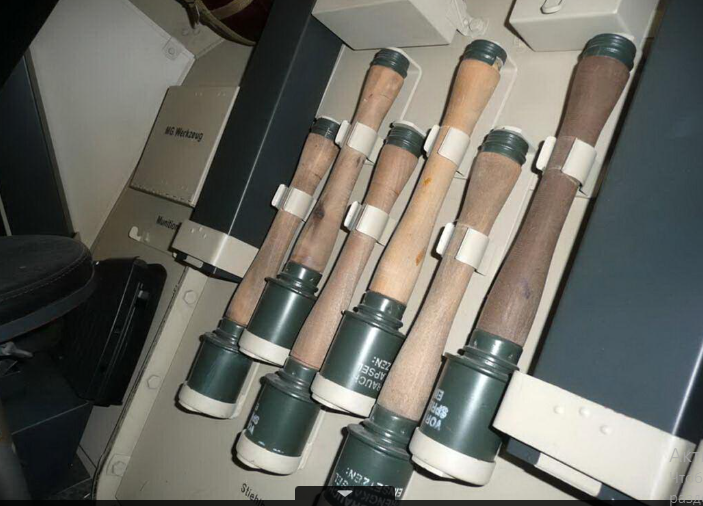 Крепление колотух на 222-ом.png