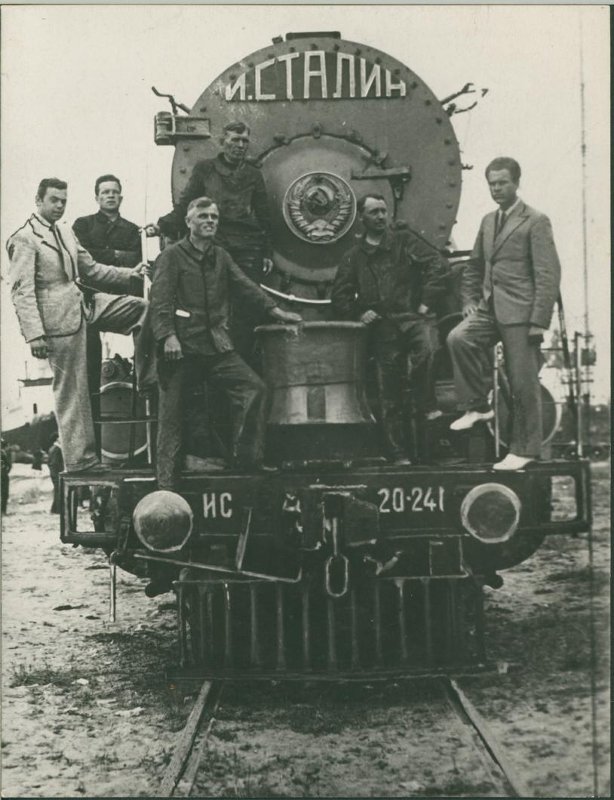 374802.jpg