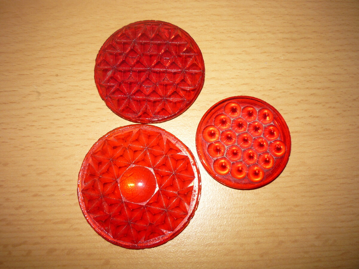 Odrazové_sklo_na_kolo_a_ruční_vozík_01.jpg