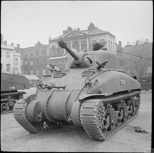 The_British_Army_in_the_United_Kingdom_1939-45_H19582.jpg