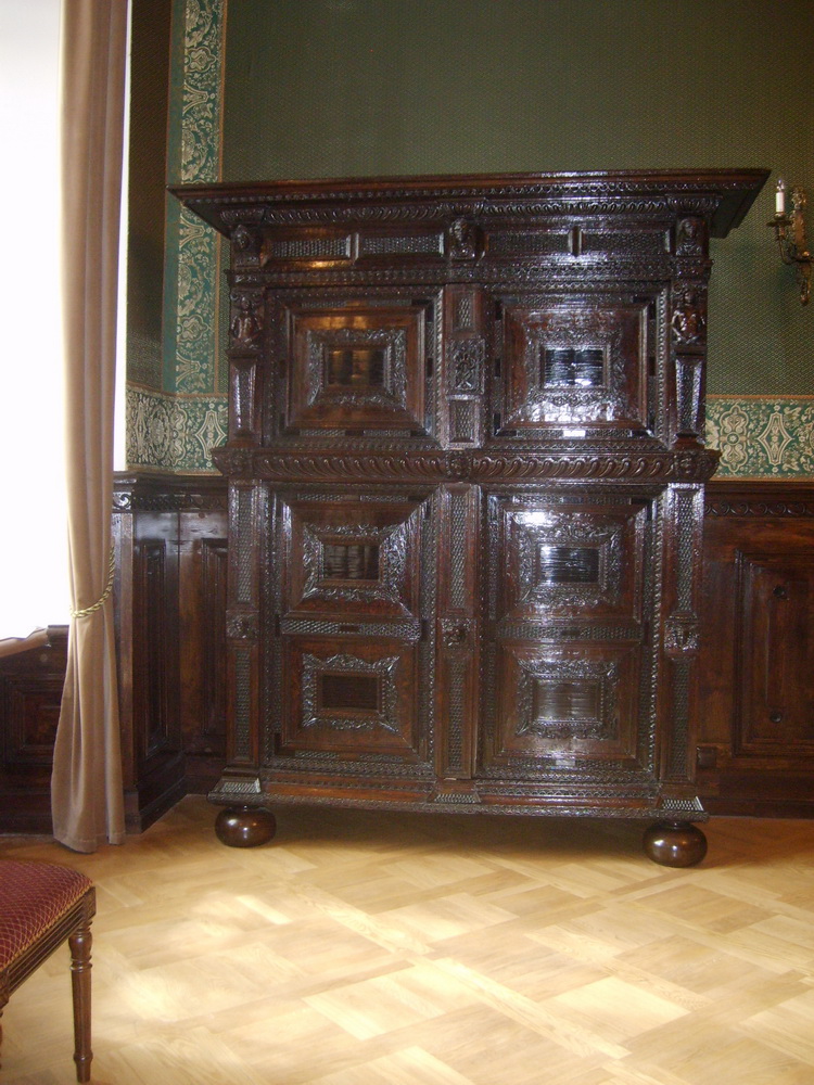 S6008025.jpg
