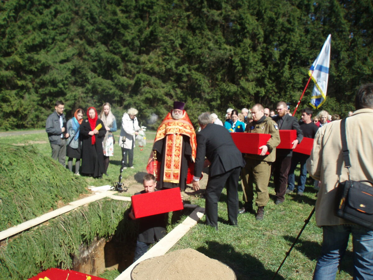 aprils 169.jpg