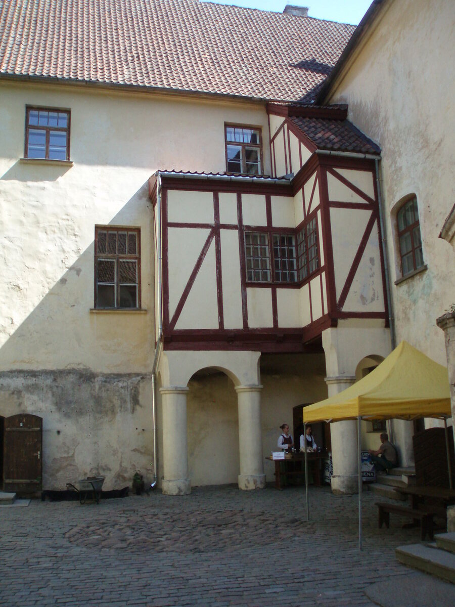 majj 160.jpg