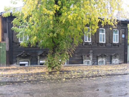 1280px-Улица_Каландарашвилли_в_Иркутске.JPG