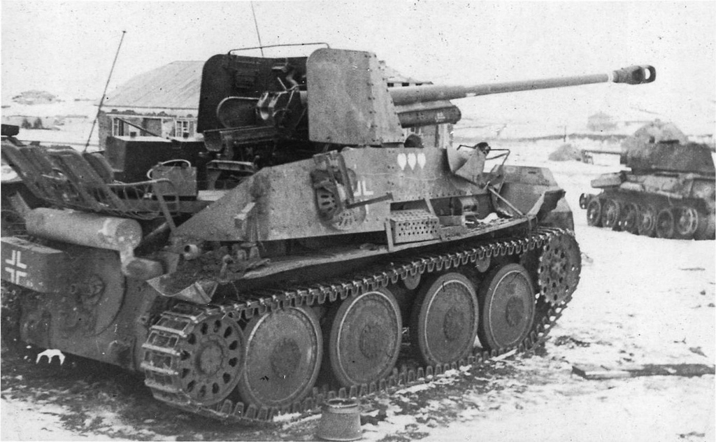 Pz.Kpfw. 38 (4).jpg