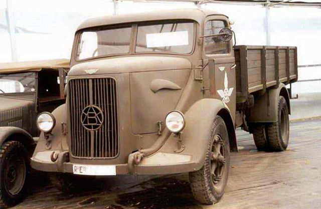 1943 Bianchi Miles.jpg