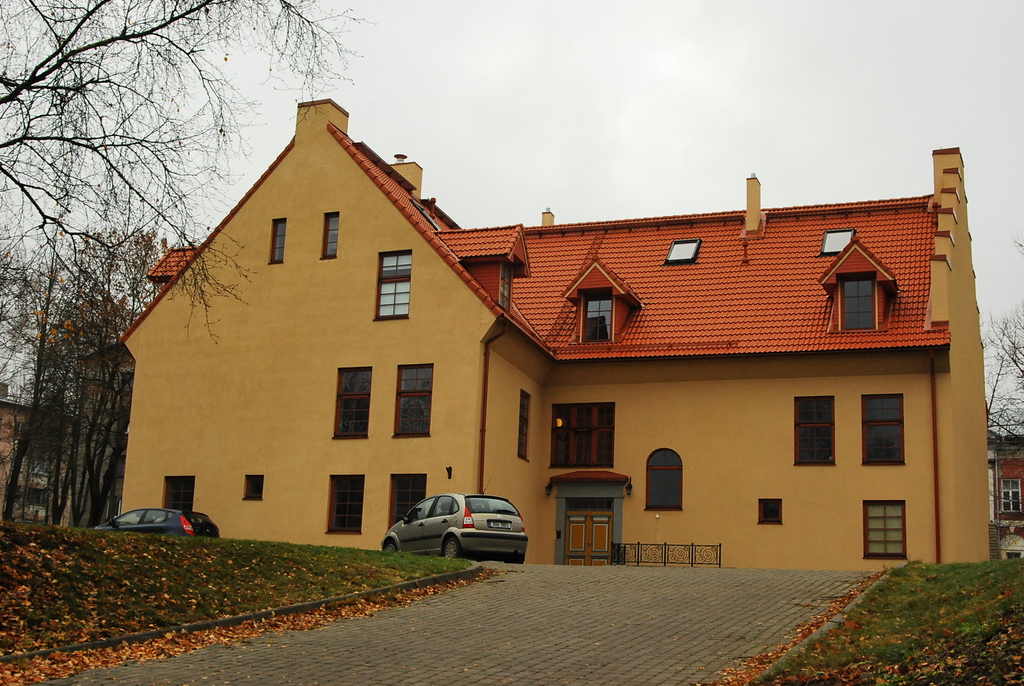 455625 117.jpg
