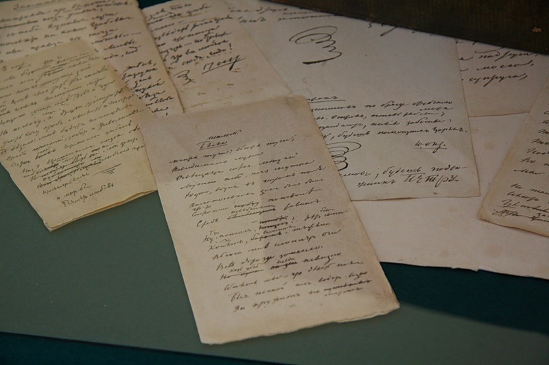 как добавить папку в аутлук. Outlook почта. папки черновики. где в телефоне черновик. папки черновики.