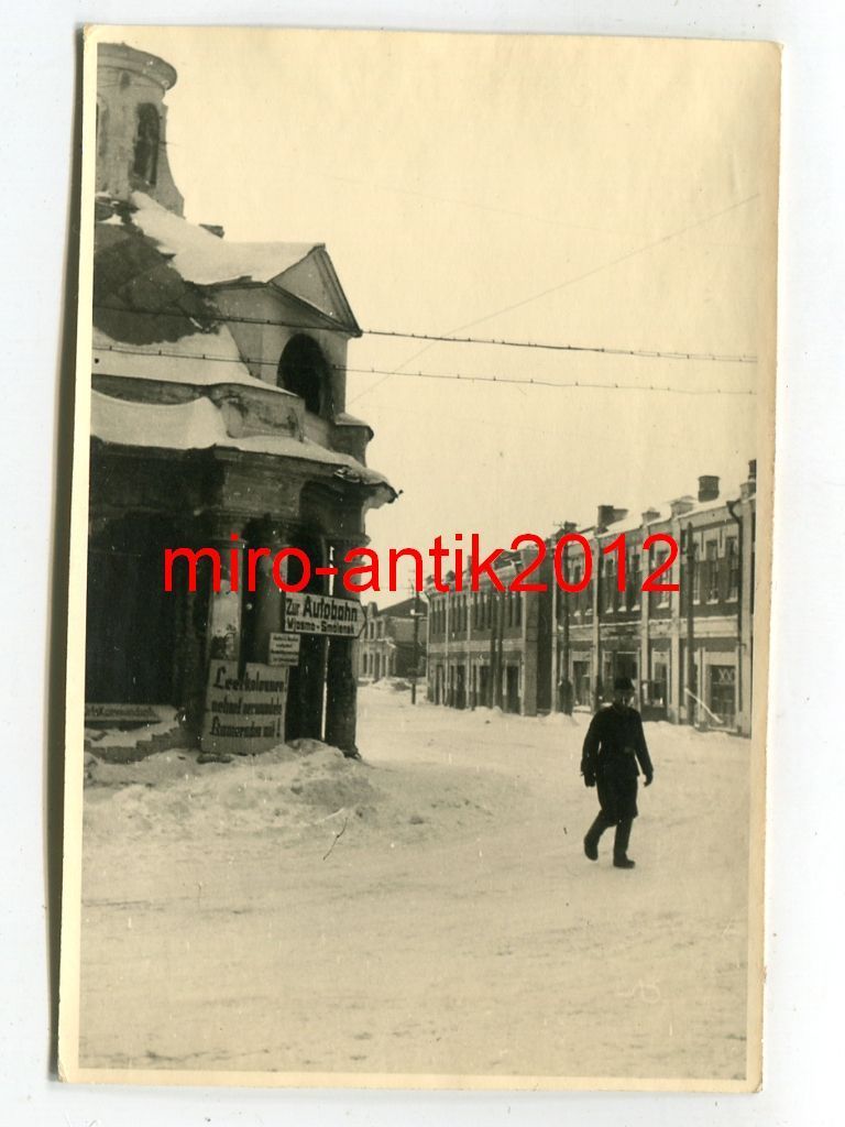 Foto, Wehrmacht, Schild zur Autobahn Wjasma - Smolensk, Russland.JPG