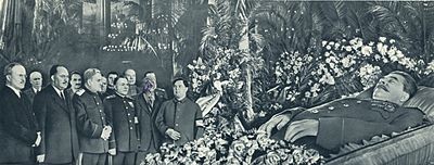 400px-Stalin-6th_march_1953.jpg