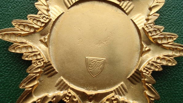 15955817.jpg