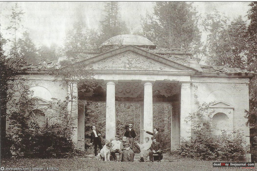 tsaritsino_old_1900-1917_3_deadokey_livejournal_com.jpg