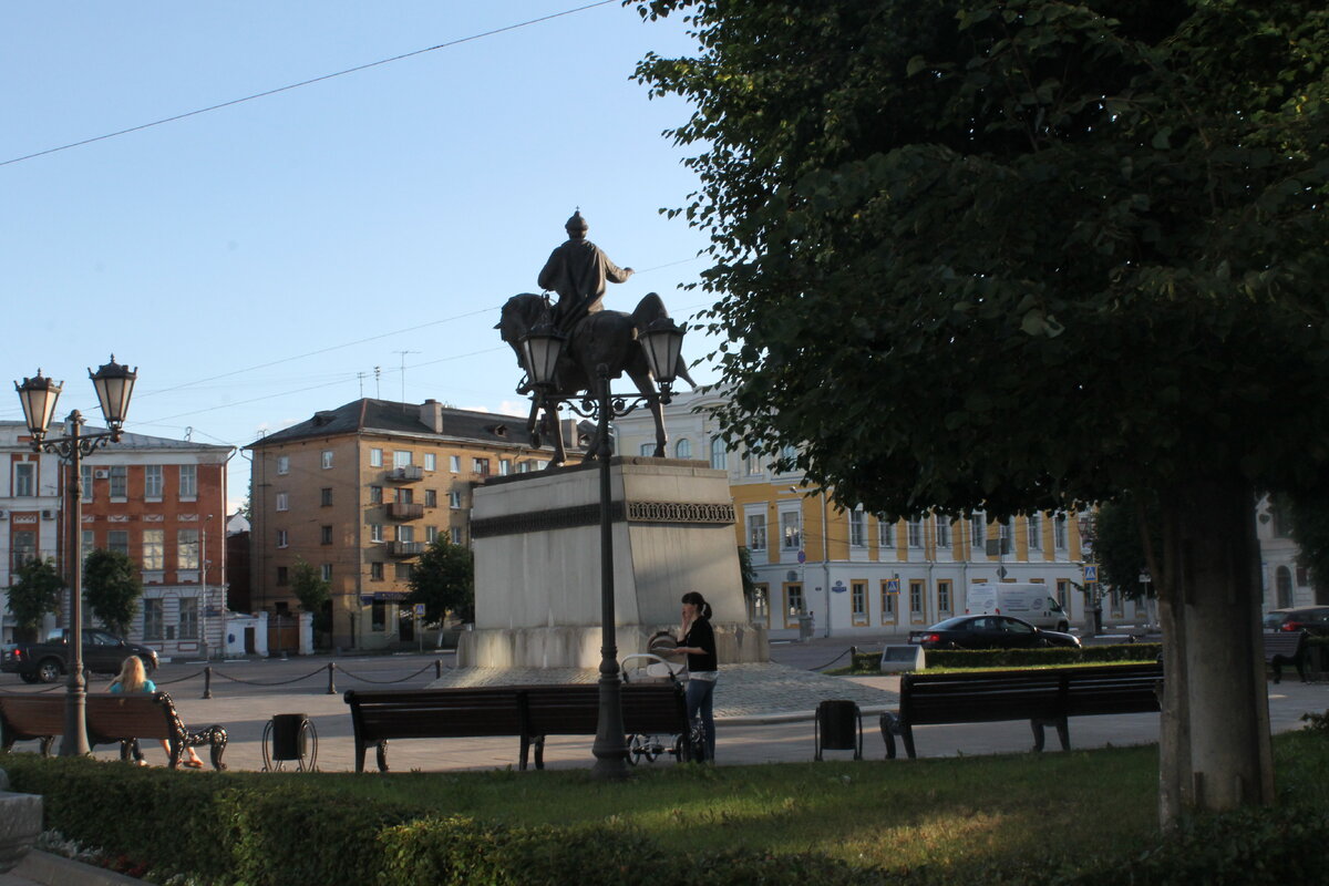 4. скверик.JPG