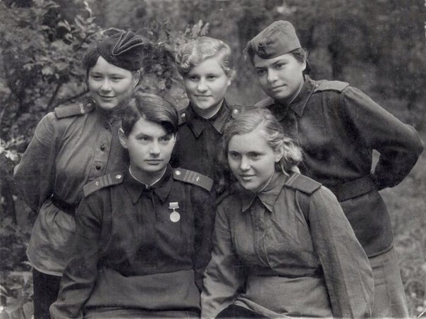 женщины.jpg