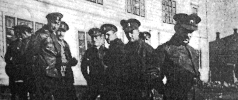 north_russian_tank_officers_1919.jpg