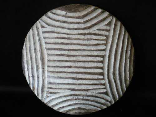 2152332_150526154040_107_African_Shield_possibly_Cameroon_28cm_dia_-_45.JPG