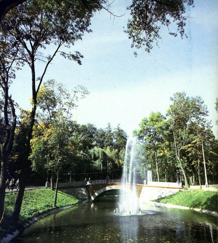 aaaa000045.jpg