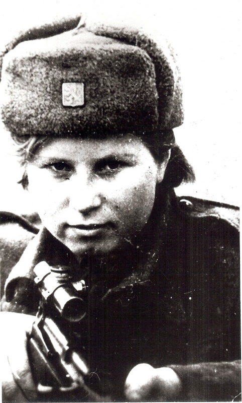 anna1.38y1rfdzwqecssok8s8g4000c.ejcuplo1l0oo0sk8c40s8osc4.th.jpeg