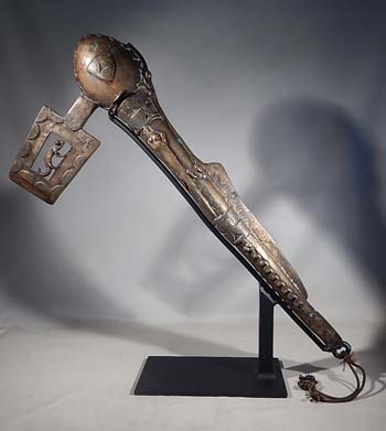 ashanti_bronze_axe.jpg