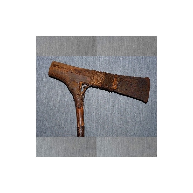 hache-pygmee-mbaki (2).jpg