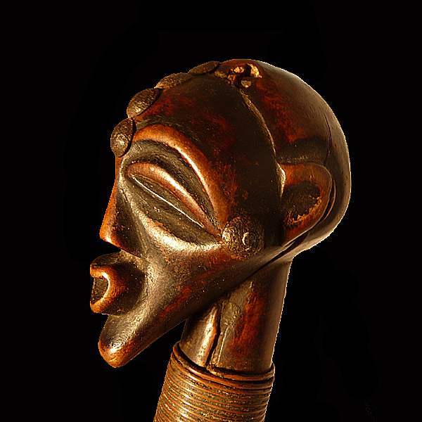 Hache-Songye-600x600-Détail-I-1.jpg