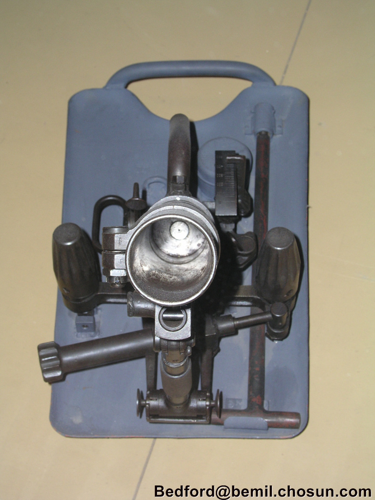 German 5-cm LeGrW 36 (leichte Granatwerfer 36)_ Light mortar Model 1936 0003.jpg