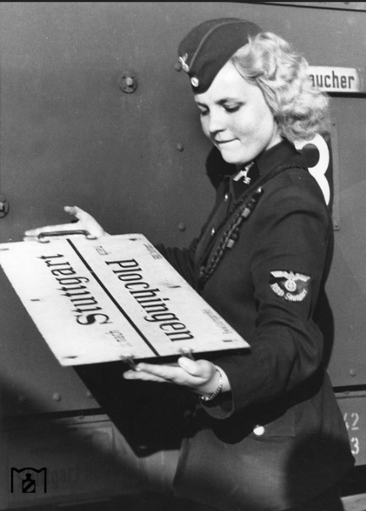 красивые женщины третьего рейха. женщина третьего. надзирательница гермина браунштайнер. женщина третьего. антонио менегетти книги.