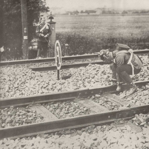 1335686456-142478-cpe_sapper_line_01.jpg