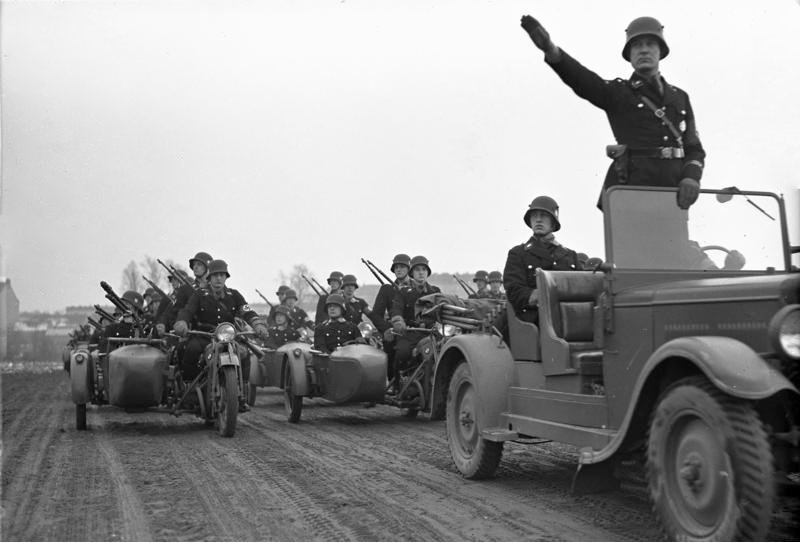 nazi-ss-troops.jpg