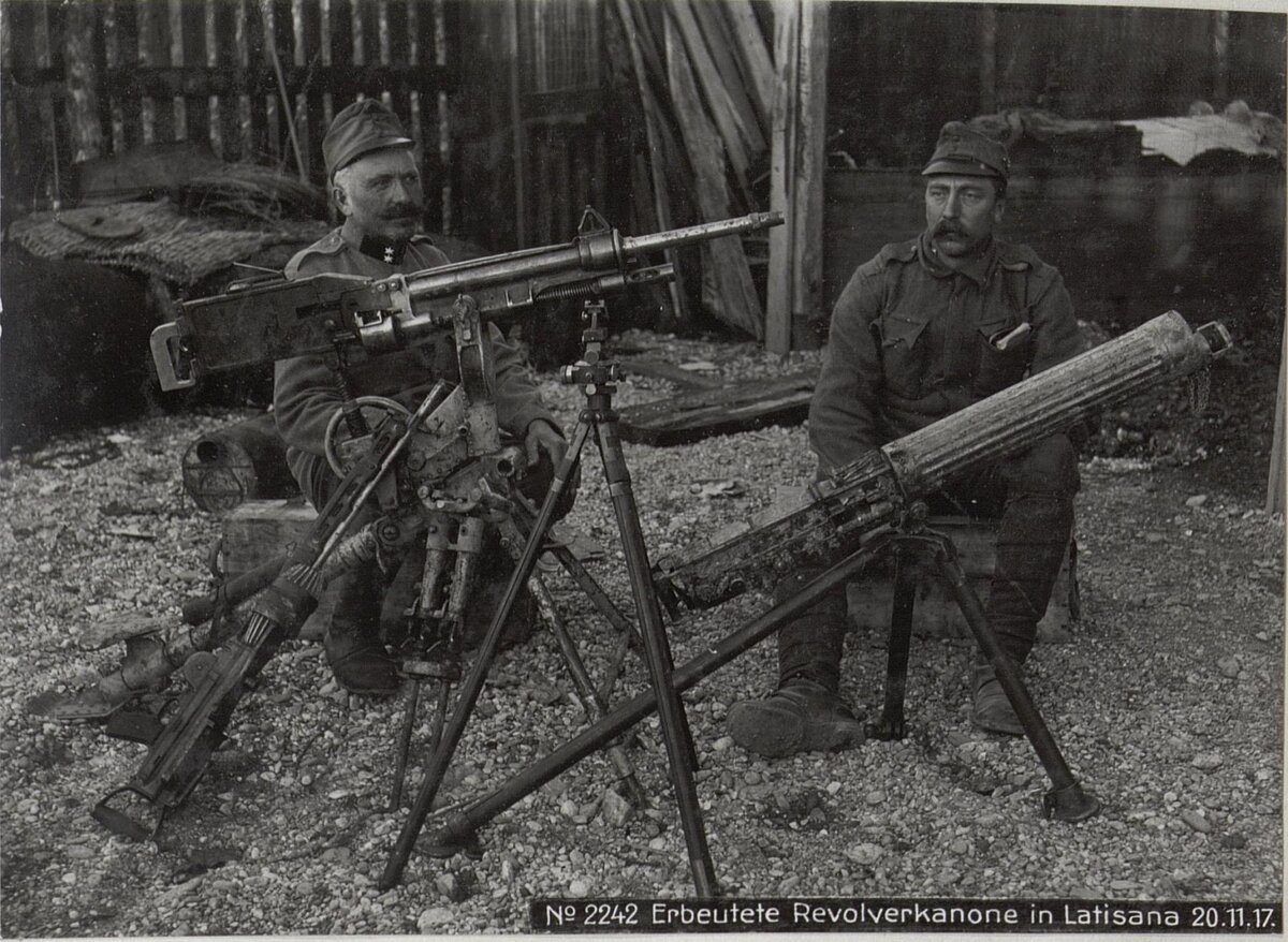 bzHBDCOR3zM.jpg