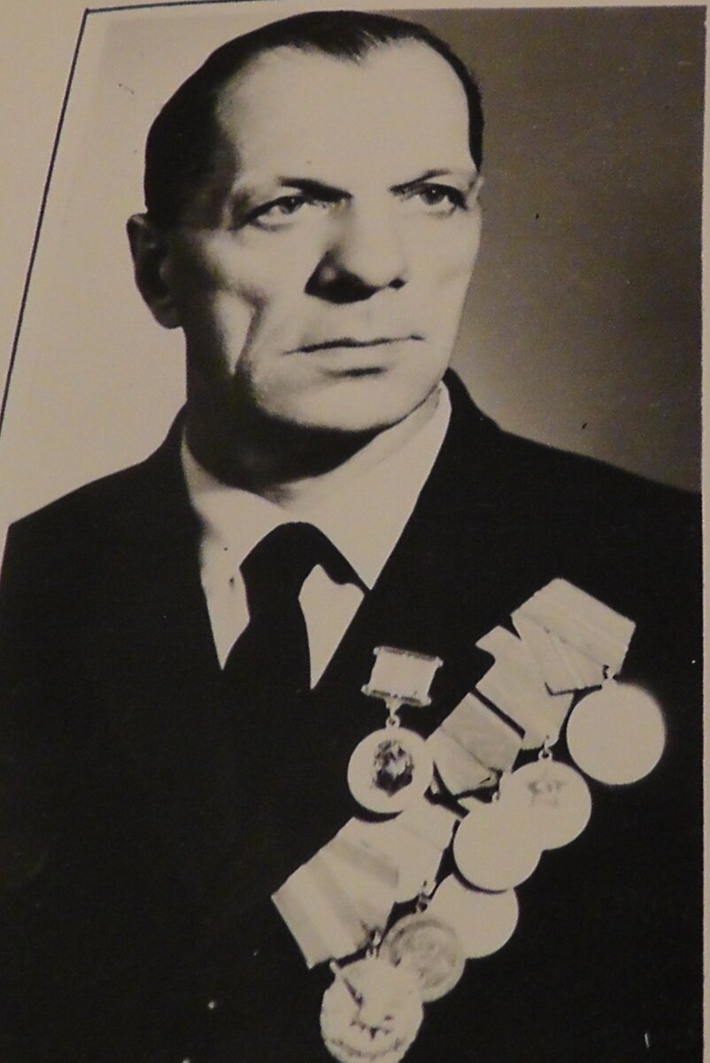 S2410279.JPG