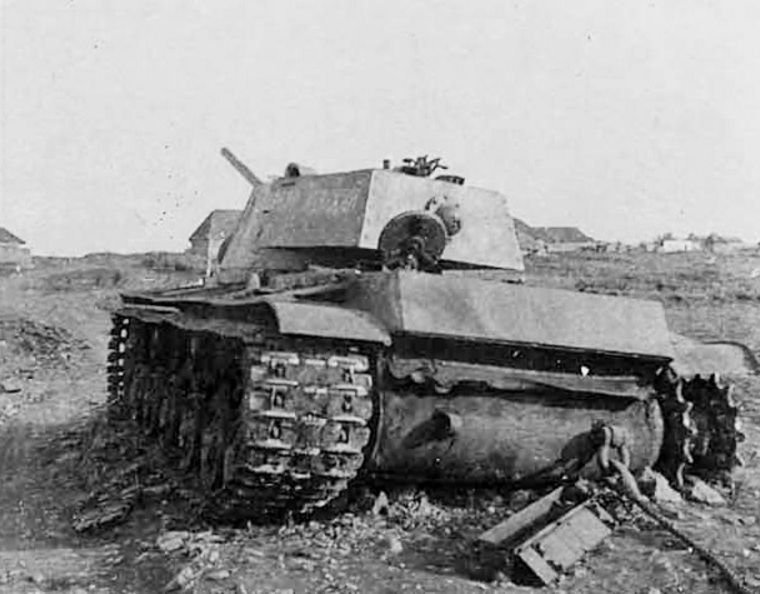 КВ-1_..А.Невский.._уничтожен_р-н Воронеж-1942г_.jpg