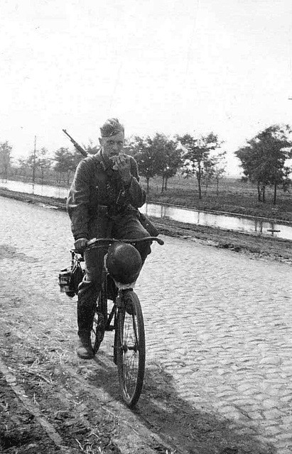 dlyakota.ru_istoriya_velosipedy-na-voyne-okolo-100-foto_38.jpeg